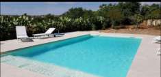 Foto Villa immersa nel verde, con piscina, sita a Santa Croce Camerina RG. cod.015-21