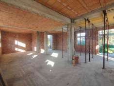 Foto Villa in Vendita, pi di 6 Locali, 120 mq (Capannori)