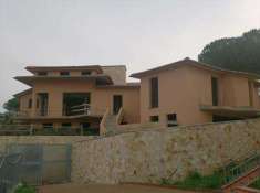 Foto Villa in Vendita, pi di 6 Locali, 3 Camere, 380 mq (LIVORNO ANT