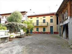 Foto Villa in Vendita, pi di 6 Locali, 400 mq, Pecetto di Valenza