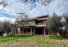 Foto Villa in Vendita, pi di 6 Locali, 6 Camere, 500 mq (CASTIGLIONE