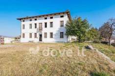 Foto Villa in vendita a Brogliano - 6 locali 900mq