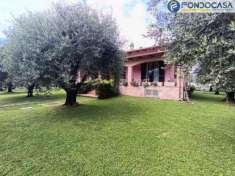 Foto Villa in vendita a Carrara - 8 locali 280mq