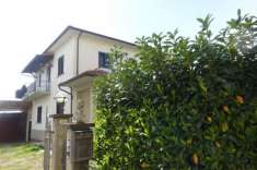 Foto Villa in vendita a Castiglion Fiorentino - 10 locali 300mq