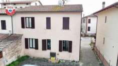 Foto Villa in vendita a Castiglione Del Lago - 7 locali 150mq