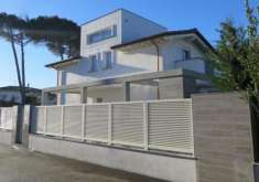 Foto Villa in vendita a Cinquale - Montignoso 200 mq  Rif: 1179985