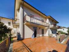 Foto Villa in vendita a Fabrica Di Roma - 4 locali 180mq