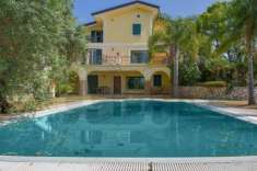 Foto Villa in vendita a Formia - 12 locali 400mq
