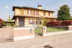 Foto Villa in vendita a Gazzuolo