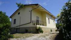 Foto Villa in vendita a Grottammare - 6 locali 137mq