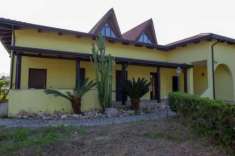 Foto Villa in vendita a Isca sullo Ionio - 400mq