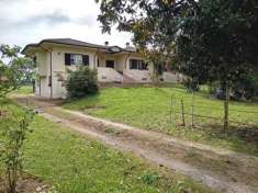 Foto Villa in vendita a Latina - 4 locali 240mq