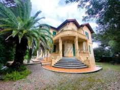 Foto Villa in vendita a Livorno - 12 locali 400mq