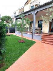 Foto Villa in vendita a Marina di Massa - Massa 270 mq  Rif: 1249131