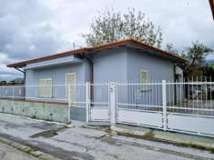 Foto Villa in vendita a Marina di Massa - Massa 78 mq  Rif: 1265443