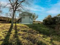 Foto Villa in vendita a Montalto Delle Marche