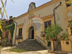 Foto Villa in vendita a Palermo - 10 locali 386mq