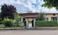 Foto Villa in vendita a Perugia - 18 locali 460mq