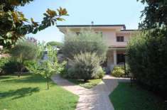 Foto Villa in vendita a Pietrasanta, Marina Di Pietrasanta