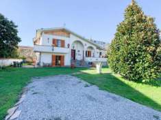 Foto Villa in vendita a Pisa - 8 locali 228mq