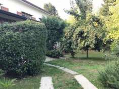 Foto Villa in vendita a Porto Mantovano - 7 locali 240mq