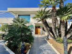 Foto Villa in vendita a Ragusa - 8 locali 450mq