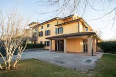 Foto Villa in vendita a Reggio Emilia - 6 locali 230mq