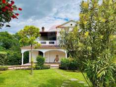 Foto Villa in vendita a Ruviano - 6 locali 362mq
