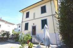 Foto Villa in vendita a San Concordio Contrada - Lucca 290 mq  Rif: 1280855