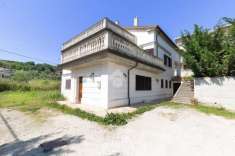 Foto Villa in vendita a San Vito Chietino