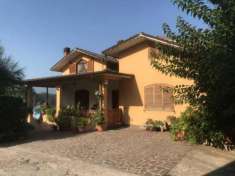 Foto Villa in vendita a Sant'Angelo A Cupolo - 6 locali 285mq