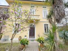 Foto Villa in vendita a Santa Maria Del Giudice - Lucca 290 mq  Rif: 1224250