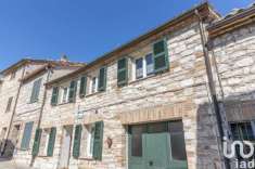 Foto Villa in vendita a Serra Sant'Abbondio