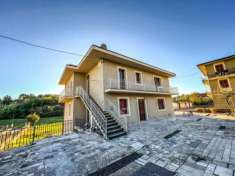 Foto Villa in vendita a Trivigliano - 10 locali 450mq