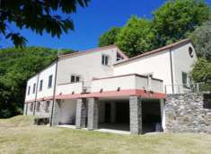 Foto Villa in vendita a Vado Ligure