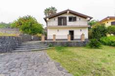 Foto Villa in vendita a Zafferana Etnea - 5 locali 106mq