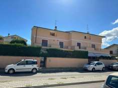 Foto Villa plurifamiliare in vendita a Pescara