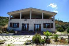 Foto Villa unifamiliare in vendita a Alghero - 6 locali 213mq