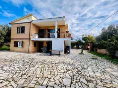 Foto Villa unifamiliare in vendita a Ardea - 6 locali 180mq