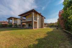 Foto Villa unifamiliare in vendita a Manerba Del Garda