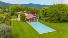 Foto Villa unifamiliare in vendita a Provaglio D'Iseo - 10 locali 562mq